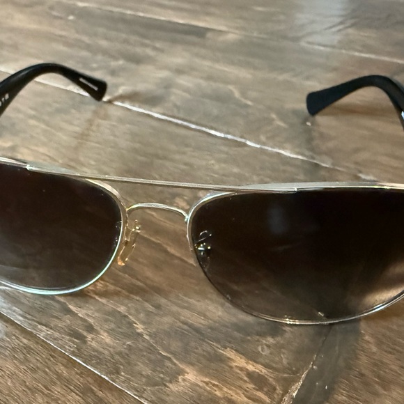 Coach Olivia Aviator Black Sunglasses - Picture 4 of 9